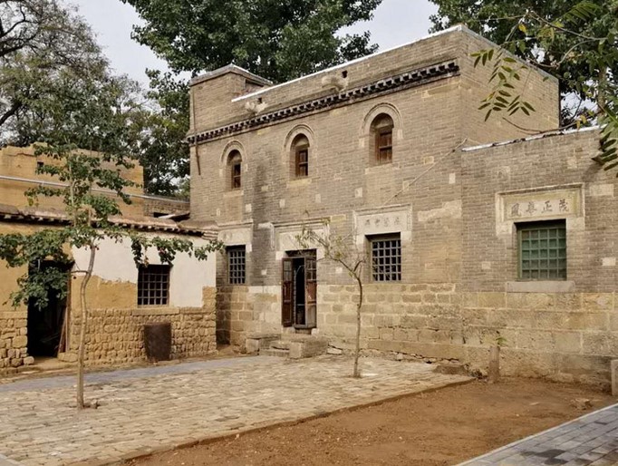 各纵队首长居办室